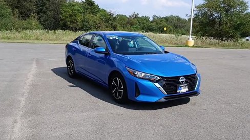 Used 2024 Nissan Sentra SV image 2