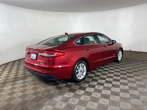 Used 2019 Ford Fusion SEL image 3