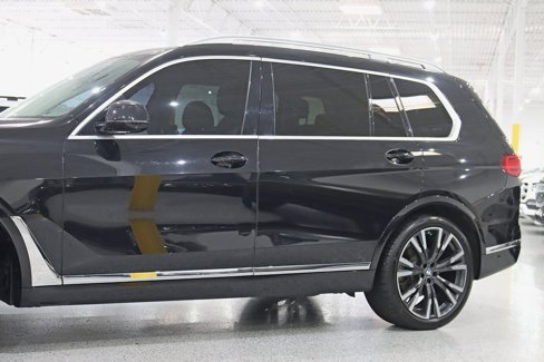 Used 2020 BMW X7 xDrive40i w/ Cold Weather Package image 3