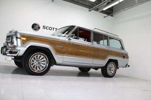 Used 1986 Jeep Grand Wagoneer image 14