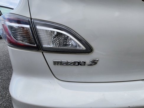 Used 2012 MAZDA MAZDA3 i Touring image 19