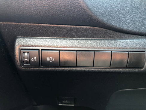 Certified 2024 Toyota Corolla LE image 11