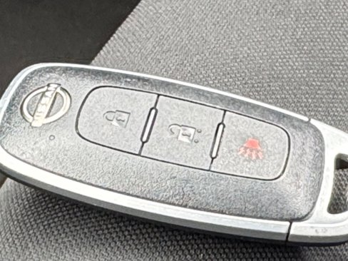 Used 2024 Nissan Kicks S image 22