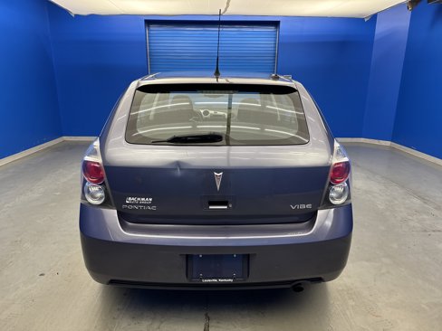Used 2009 Pontiac Vibe w/ Preferred Package image 6