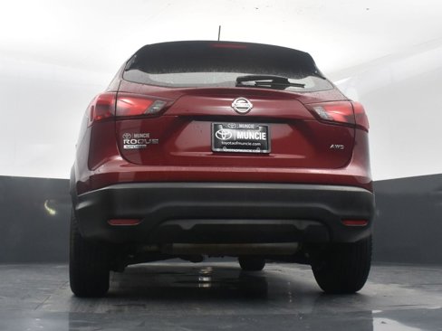 Used 2019 Nissan Rogue Sport S image 35