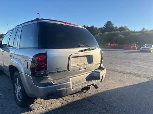 Used 2004 Chevrolet TrailBlazer LT image 11
