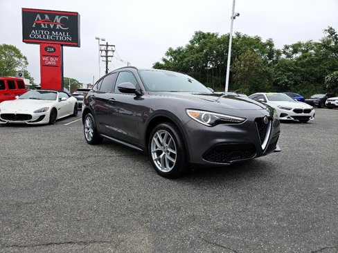 Used 2018 Alfa Romeo Stelvio Ti Sport image 24