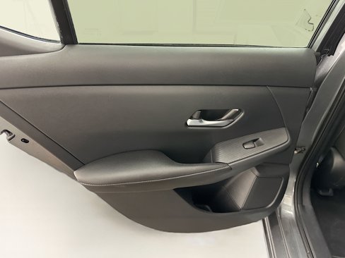 Used 2021 Nissan Sentra SV image 26