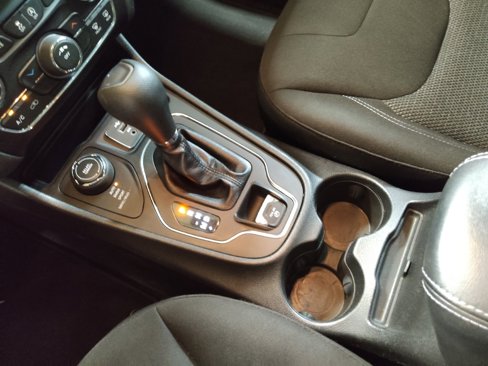 Used 2020 Jeep Cherokee Latitude image 26