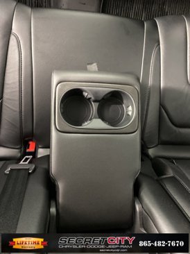 Used 2016 Ford Edge Titanium image 30