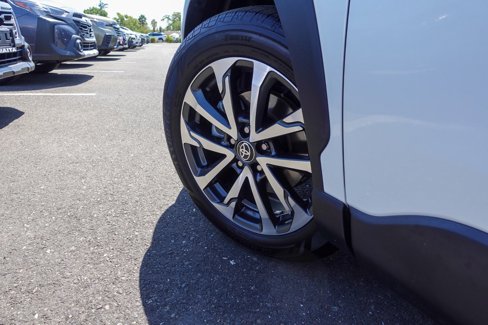 Used 2023 Toyota Corolla Cross XLE image 8
