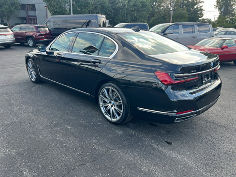 Used 2021 BMW 740i xDrive image 7