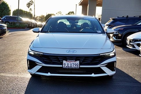 Certified 2024 Hyundai Elantra SEL image 5