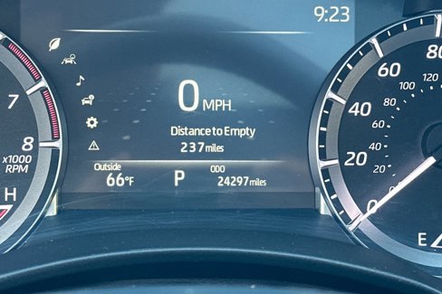 Used 2024 Toyota Highlander XLE image 19