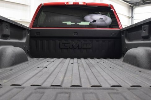 Used 2018 GMC Sierra 2500 SLE w/ SLE Preferred Package image 22