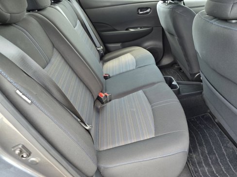 Used 2024 Nissan Leaf S image 14