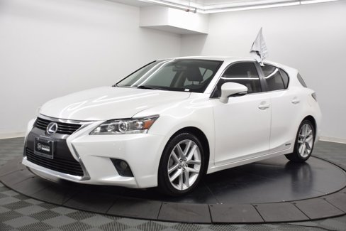Used 2016 Lexus CT 200h image 2