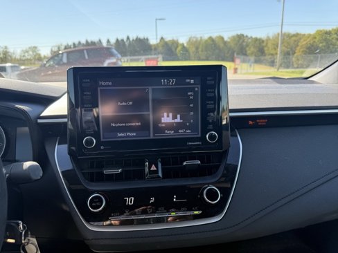 Used 2022 Toyota Corolla SE image 12