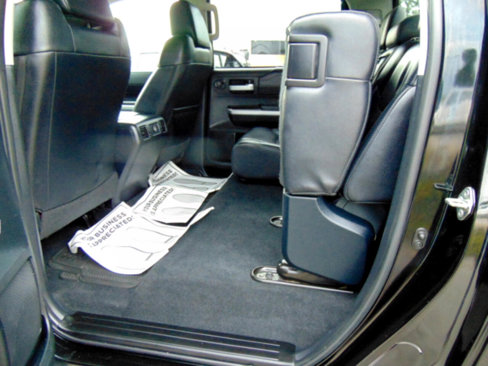 Used 2017 Toyota Tundra Limited w/ Limited Premium Package image 36