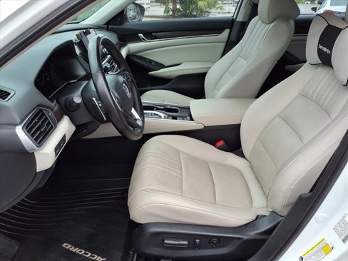 Used 2022 Honda Accord Touring image 23