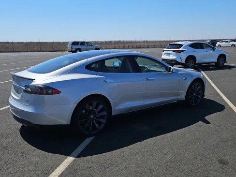 Used 2012 Tesla Model S Signature Performance image 4