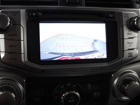 Used 2016 Toyota 4Runner SR5 Premium image 14