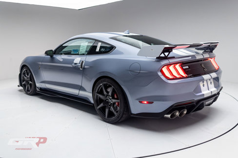 Used 2022 Ford Mustang Shelby GT500 w/ Carbon Fiber Track Pack image 5