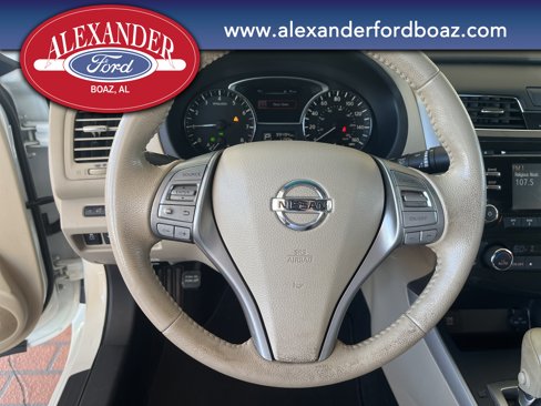 Used 2015 Nissan Altima 2.5 SV image 18