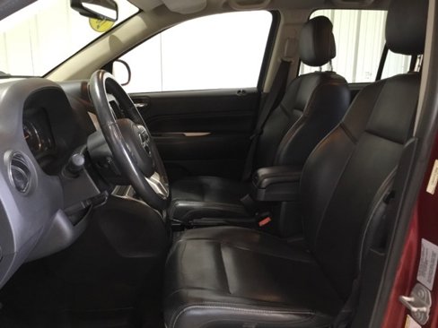 Used 2016 Jeep Compass High Altitude image 27