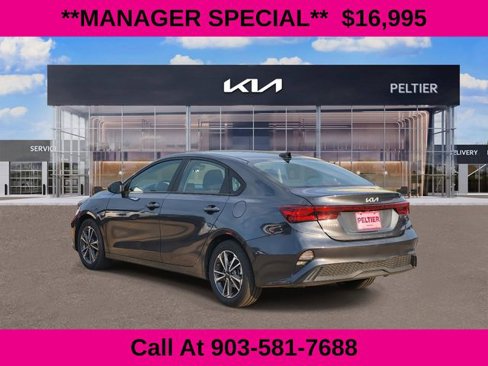Used 2023 Kia Forte LXS image 4