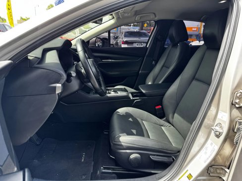 Used 2023 MAZDA MAZDA3 s image 12