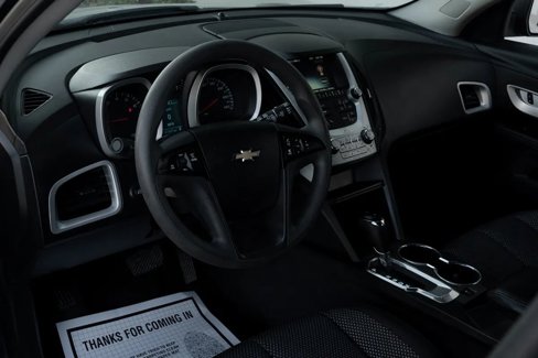 Used 2017 Chevrolet Equinox LS image 37