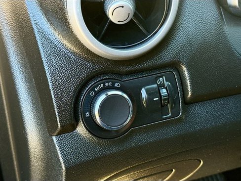Used 2016 Chevrolet Trax LT w/ LT Convenience Package image 11