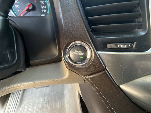 Used 2019 Chevrolet Tahoe Premier image 17