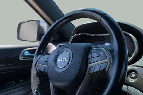 Used 2015 Jeep Grand Cherokee Laredo w/ Quick Order Package 23E image 12