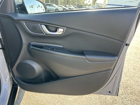Used 2022 Hyundai Kona SEL w/ Convenience Package image 37