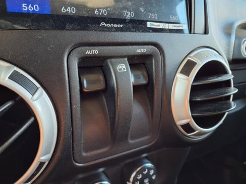 Used 2012 Jeep Wrangler Sahara w/ Dual Top Group image 13