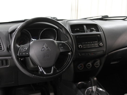 Used 2016 Mitsubishi Outlander Sport ES image 6