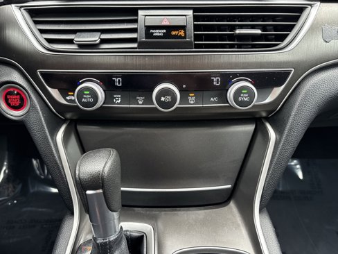 Used 2018 Honda Accord LX image 19