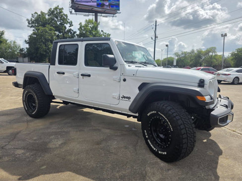 Used 2023 Jeep Gladiator Sport image 4