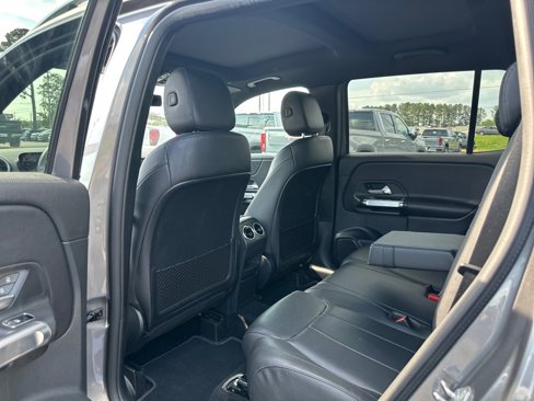 Used 2023 Mercedes-Benz GLB 250 4MATIC image 25