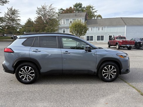Used 2025 Toyota Corolla Cross AWD Hybrid image 8