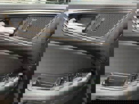 Certified 2024 Ford Edge SEL image 11