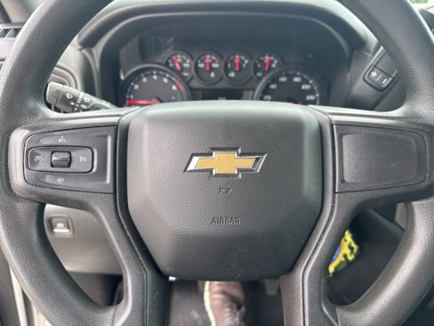 Used 2020 Chevrolet Silverado 1500 Custom w/ Custom Value Package image 15