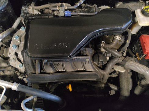 Used 2018 Nissan Rogue Sport S image 30