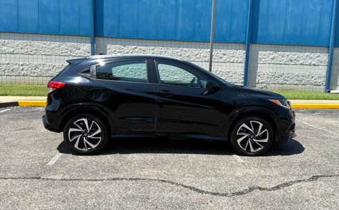 Used 2019 Honda HR-V Sport image 4
