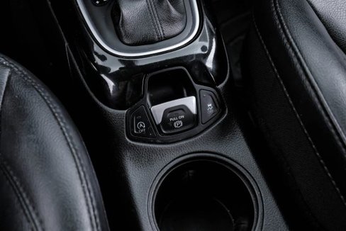 Used 2019 Jeep Compass Latitude image 29