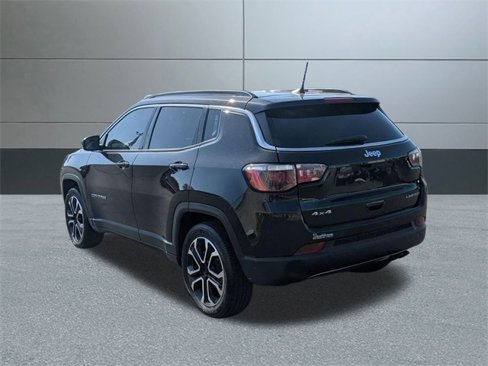 Used 2022 Jeep Compass Limited image 4