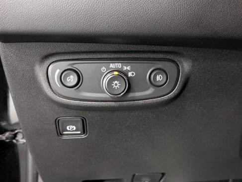 Used 2022 GMC Terrain AT4 w/ Infotainment Package II image 21