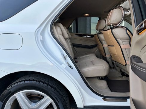 Used 2015 Mercedes-Benz ML 400 4MATIC image 16